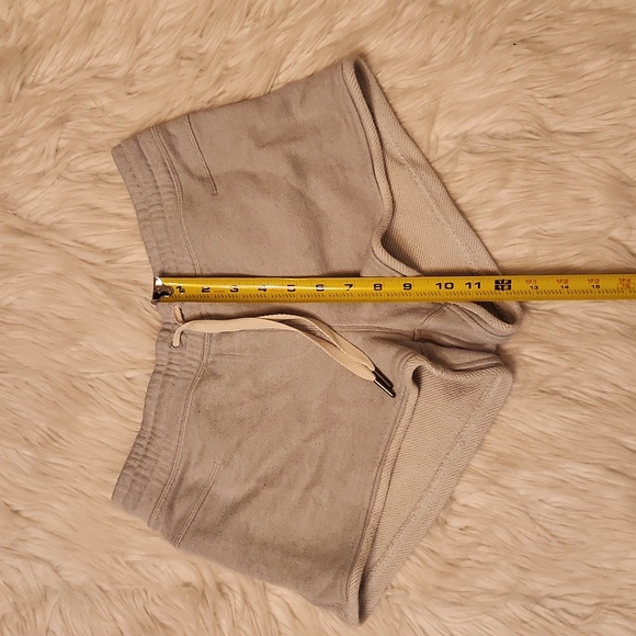 LULULEMON WOMEN'S SHORT - Picture 5 of 5